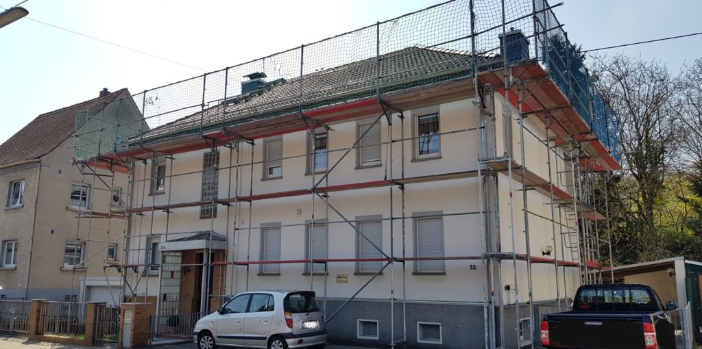 Dachdeckerschutzgerüst